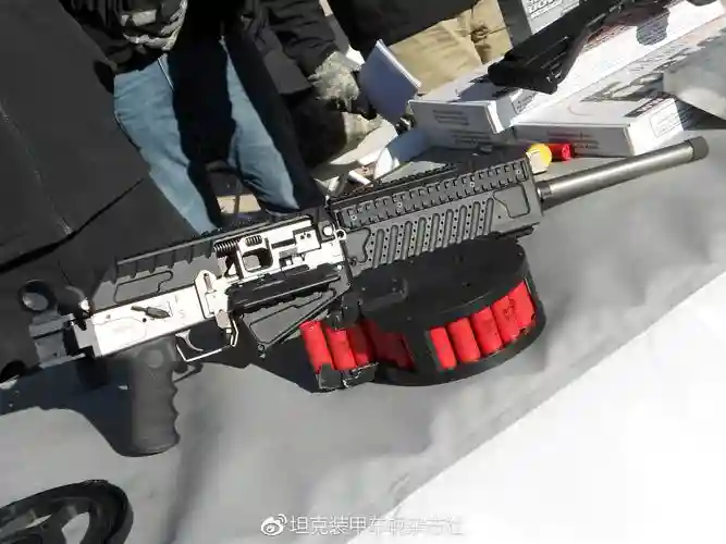 香港干员武器_1插图1