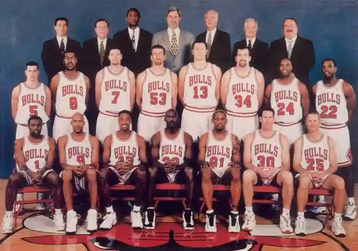 公牛三巨头的阵容搭配,公牛队三巨头高清壁纸插图 公牛三巨头的阵容搭配,公牛队三巨头高清壁纸插图