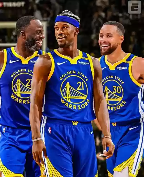 勇士的奇葩阵容搭配，勇士的最强阵容